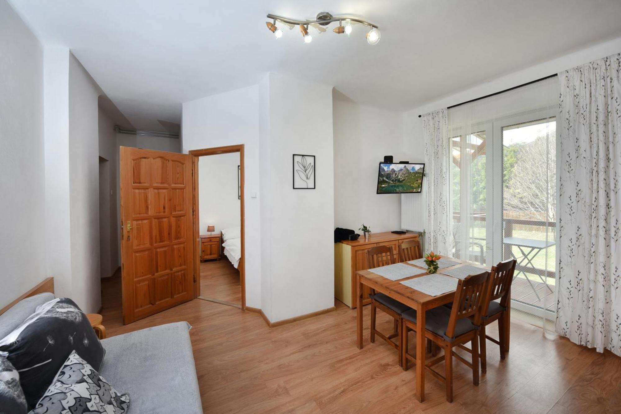 Apartmany Zea Tatranska Lomnica Bagian luar foto