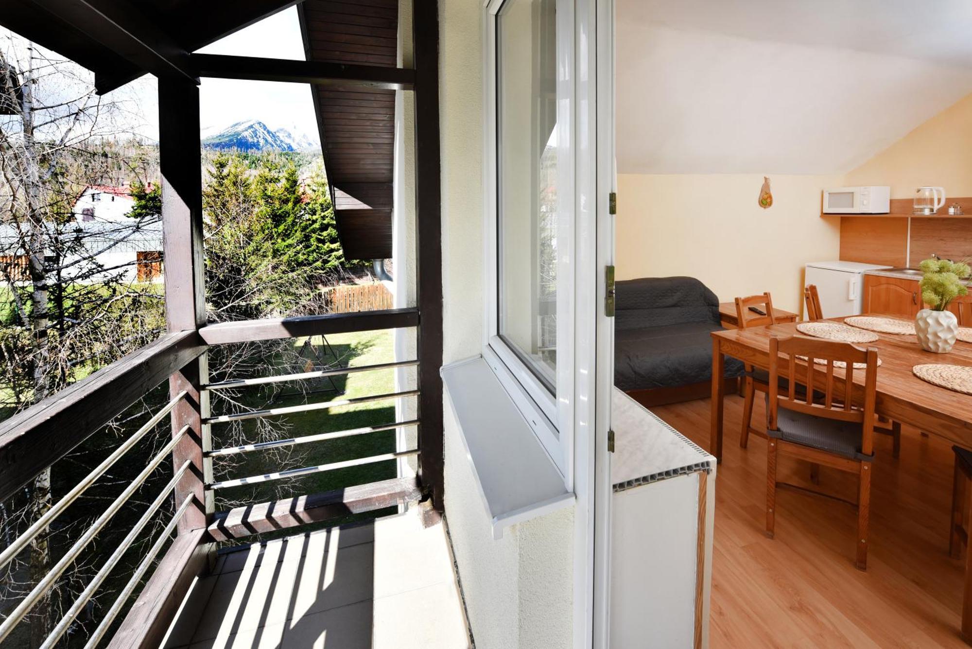 Apartmany Zea Tatranska Lomnica Bagian luar foto