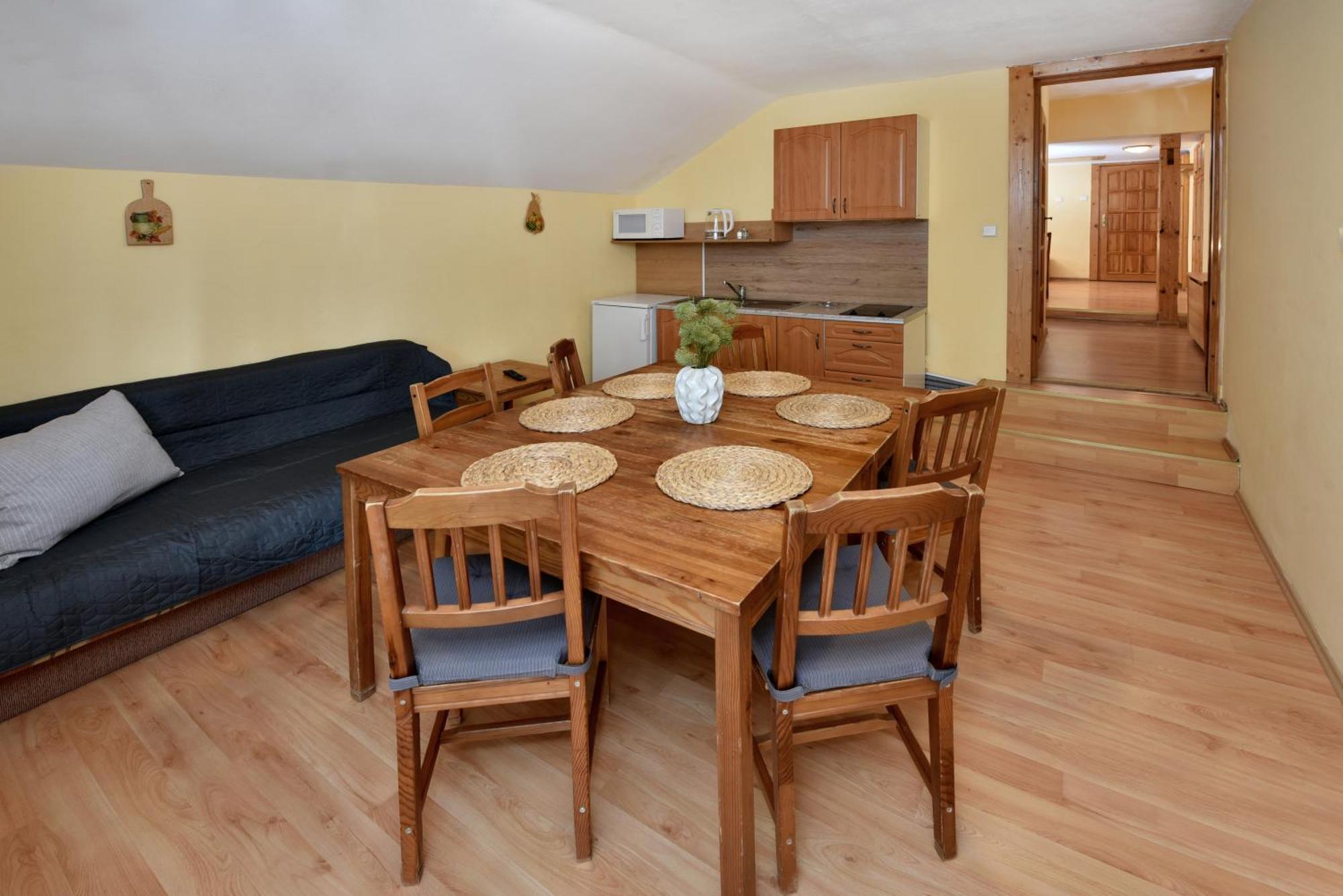 Apartmany Zea Tatranska Lomnica Bagian luar foto