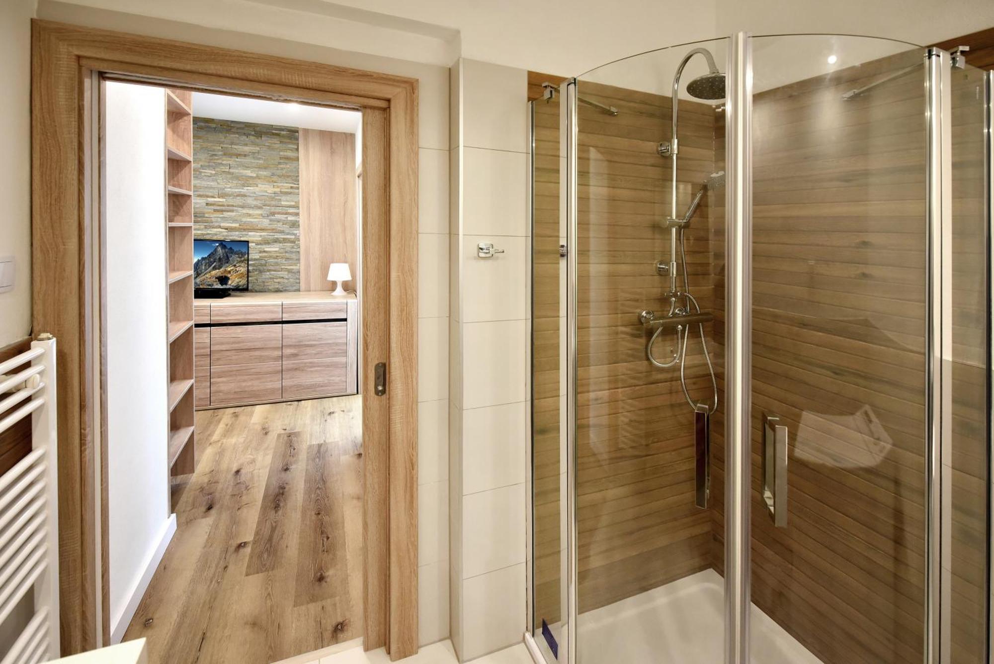 Apartmany Zea Tatranska Lomnica Bagian luar foto