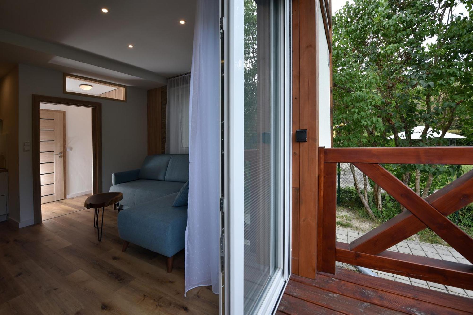 Apartmany Zea Tatranska Lomnica Bagian luar foto